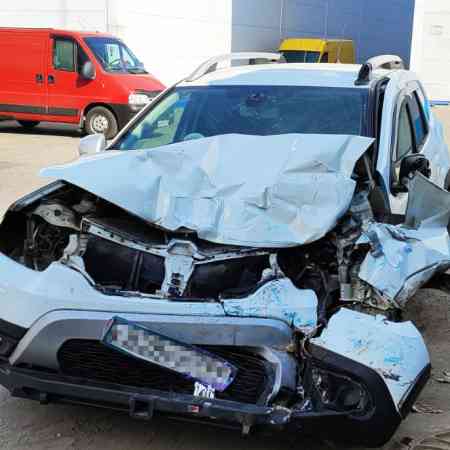 Автомобили после ДТП Рено Дастер, 1.5, дизель, полный привод, МКПП выкупили за 1450000